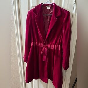 SOFT SURROUNDINGS Magenta velvet lined coat
Holiday 8 10 Medium luxury pink BOW